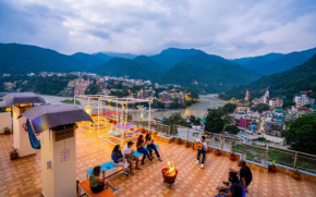 goSTOPS Rishikesh, Lakshman Jhula